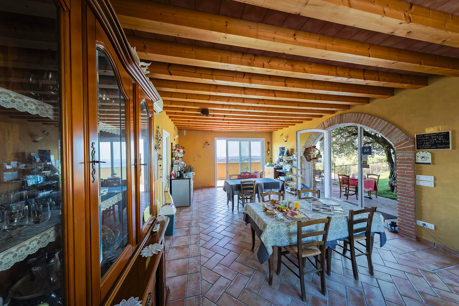 Vista sala colazione